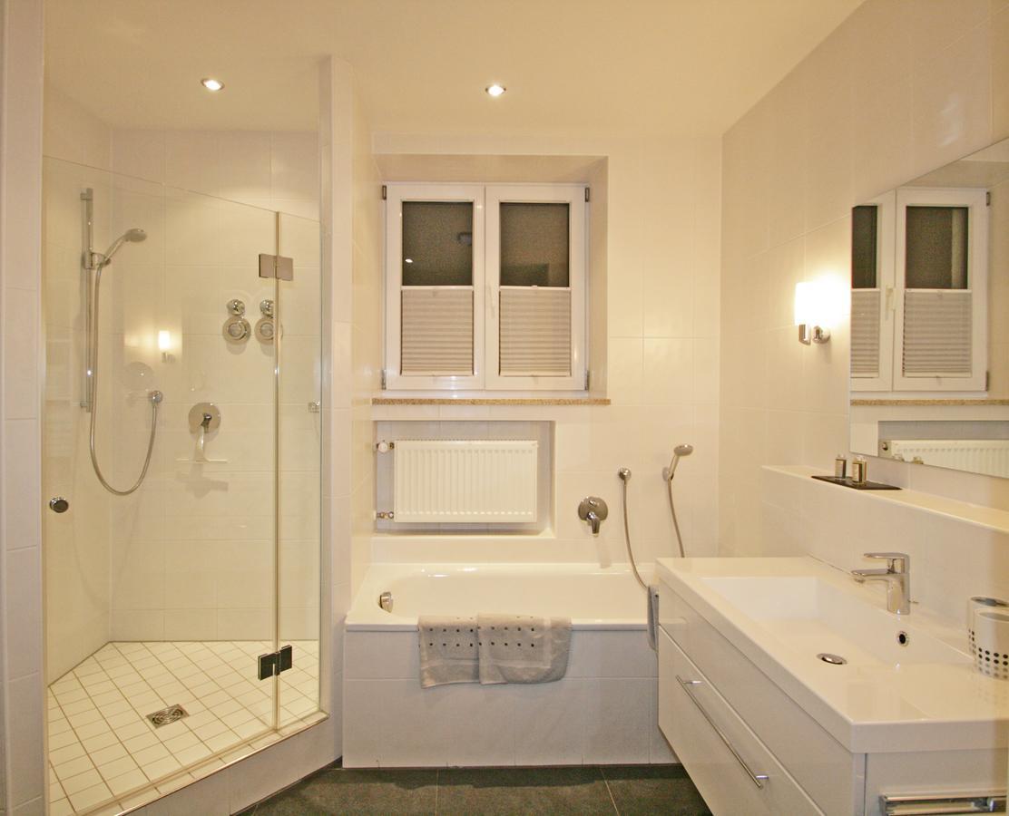 Ferienwohnung Am Kurpark -Wohnung 2,90Qm- การ์มิช-พาร์เทนเคียร์เชน ภายนอก รูปภาพ